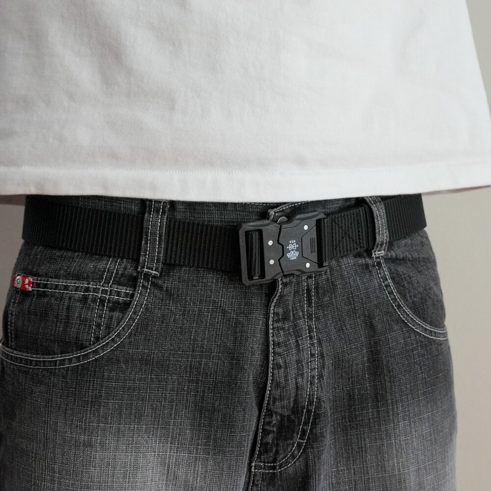 y2k tactical buckle black canvas belt — techwear street style